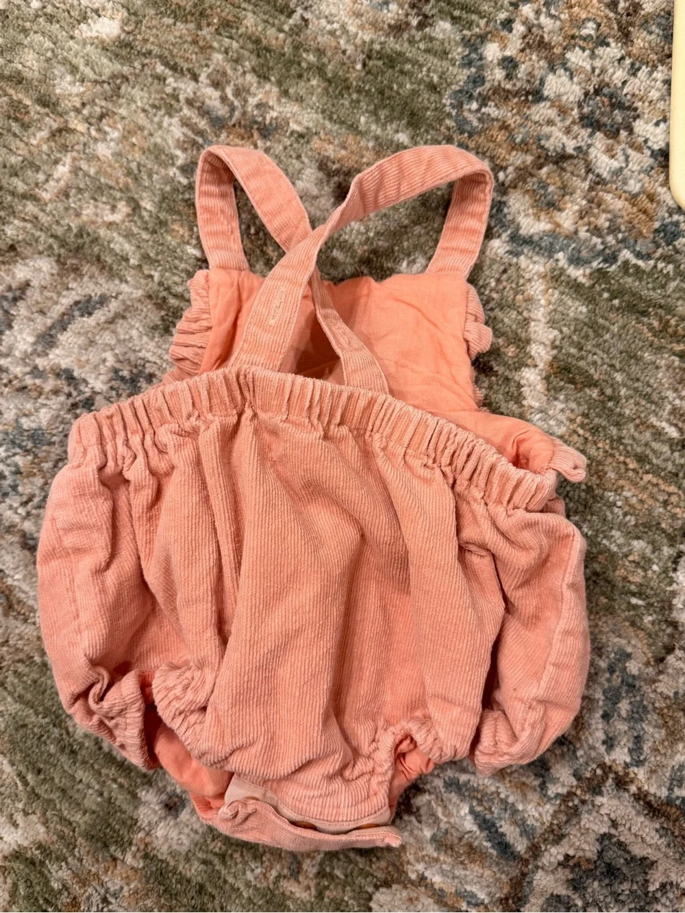 Louise Misha adorable peach